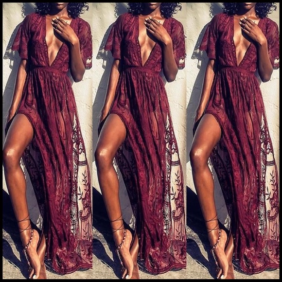Deep V Lace Maxi - Picture 4 of 8